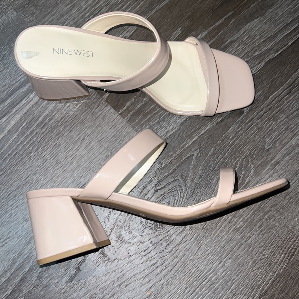 Worn once Nine West nude pink